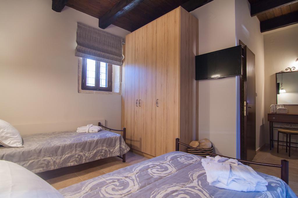 Villa Zefi Ελεύθερνα Δωμάτιο φωτογραφία